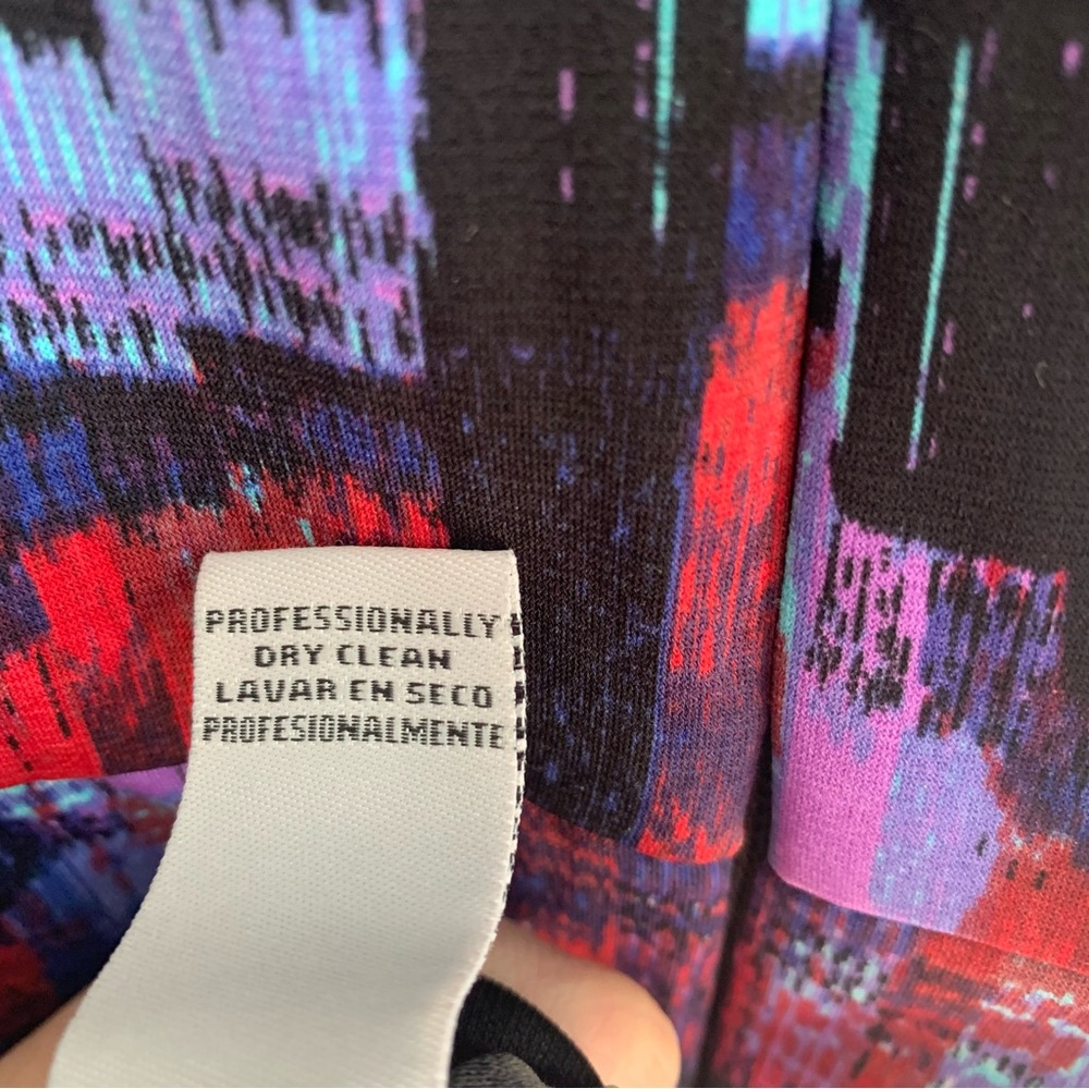 Leslie Fay v neck brush stroke print dress - Picture 6 of 6